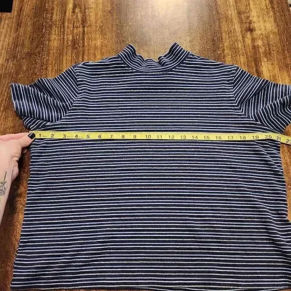Horizontal striped mock neck top - Picture 4 of 5